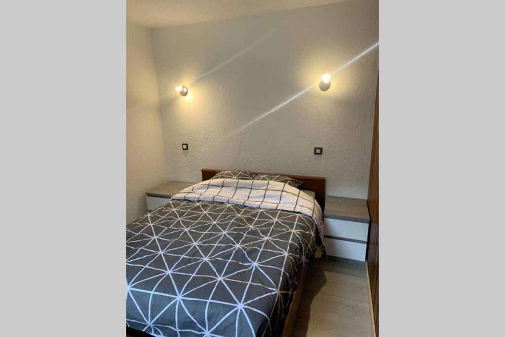 Superbe Appartement Avec Parking Gratuit Sur Place Bourg-Saint-Maurice Esterno foto